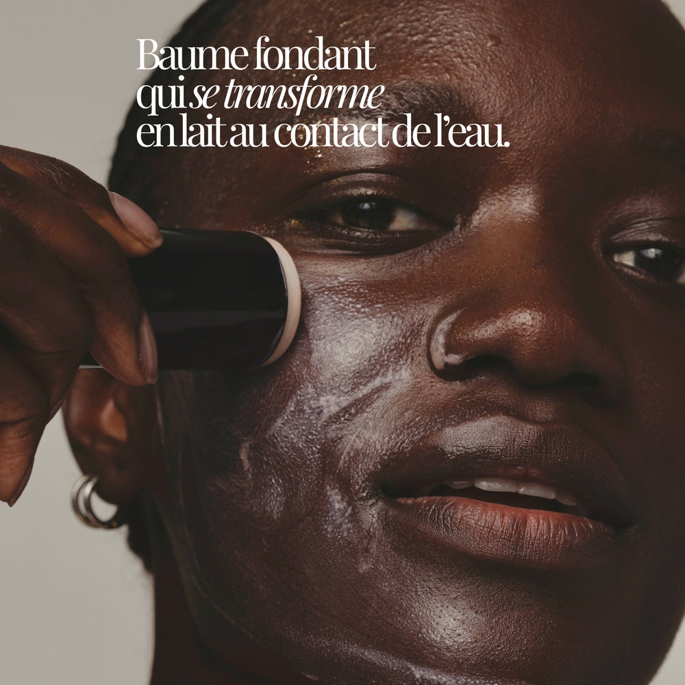 Milky Cleansing Oil - hover