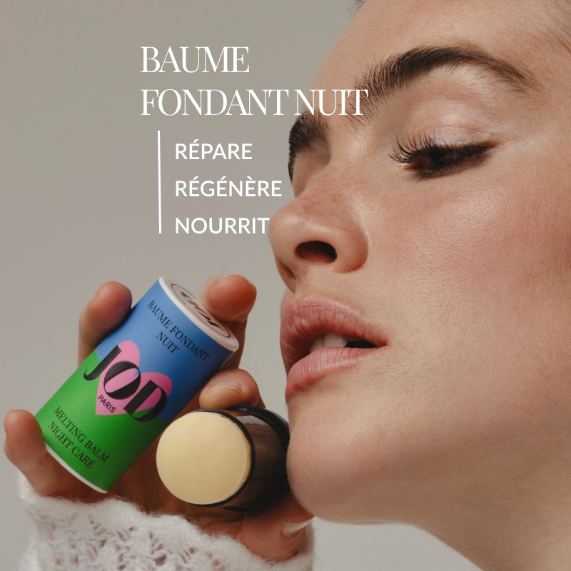 Le soin réparateur et régénérant pour un teint radieux et des traits reposés au réveil. Ce baume de nuit associe des complexes d'actifs puissants (Belle de Nuit + Caféine, Hibiscus + Renouée du Japon) pour renforcer le renouvellement cellulaire et lutter contre les effets du vieillissement naturel. 