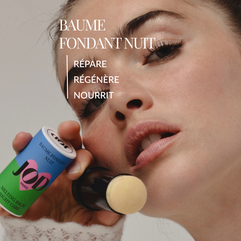 Le soin réparateur et régénérant pour un teint radieux et des traits reposés au réveil. Ce baume de nuit associe des complexes d'actifs puissants (Belle de Nuit + Caféine, Hibiscus + Renouée du Japon) pour renforcer le renouvellement cellulaire et lutter contre les effets du vieillissement naturel. 