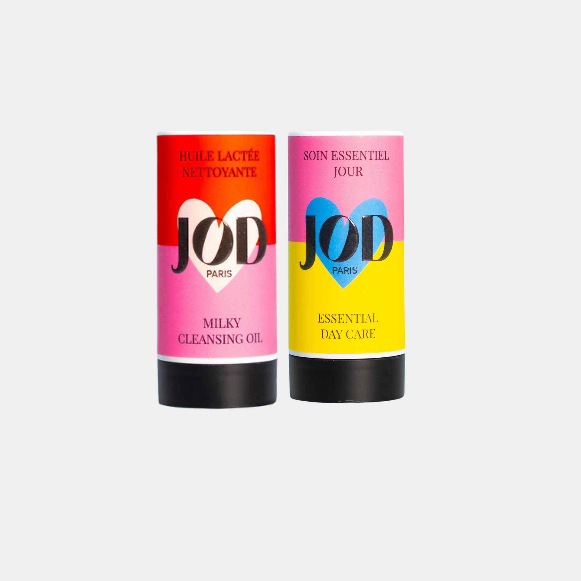 Nettoyer, hydrater, protéger : le rituel du matin pour une peau fraîche, éclatante et préparée à affronter la journée. La Routine Jour réunit deux soins essentiels qui agissent en synergie pour réveiller la peau en douceur et renforcer ses défenses naturelles dès le matin.

